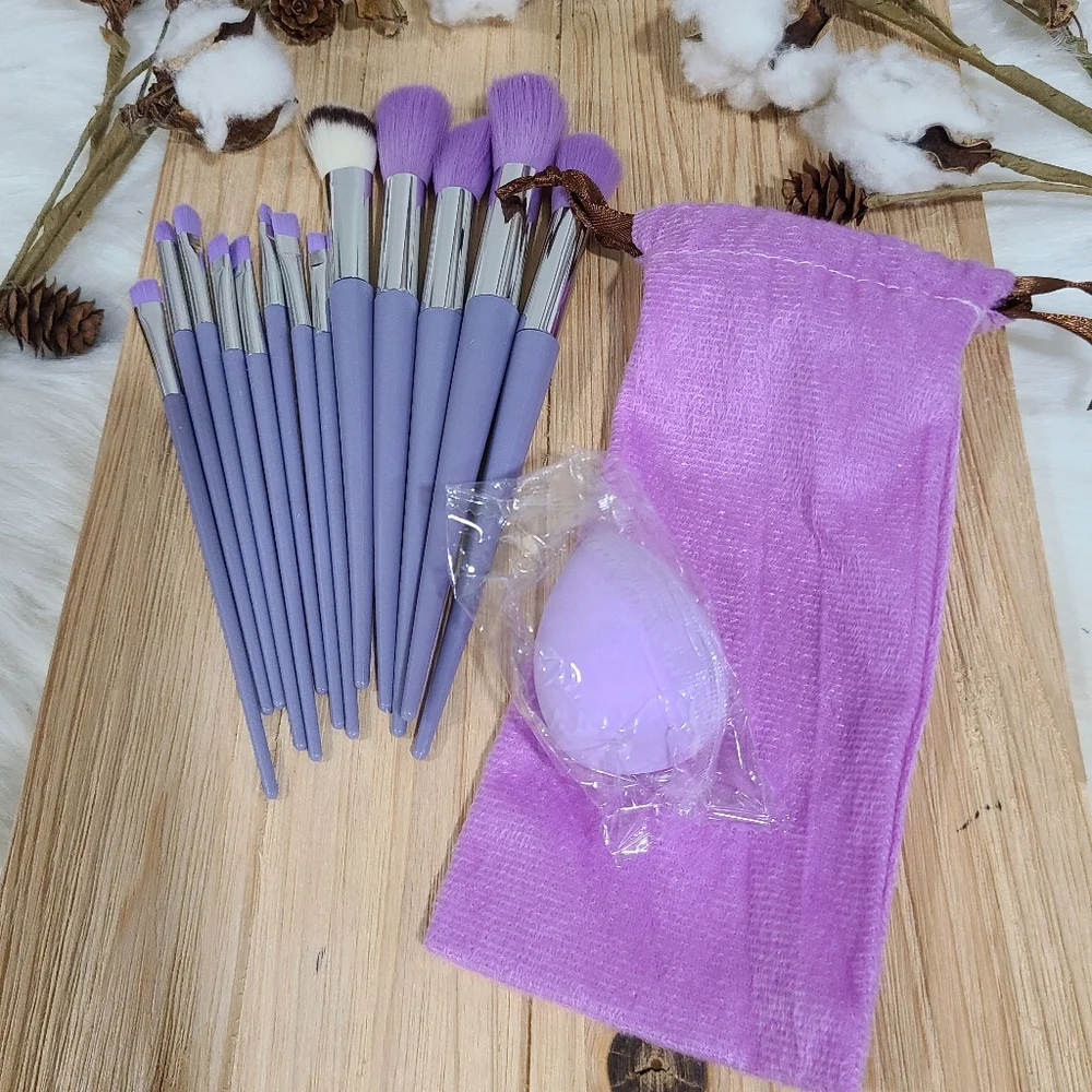 🎉🎉HOST PICK🎉🎉NEW🎉🎉 13PC Purple Brush Set with Travel Bag and Makeup Sponge